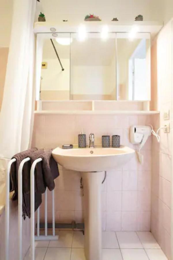 Appartement Cozy : 10/15 Min Des Champs Elysee Sartrouville Eksteriør bilde