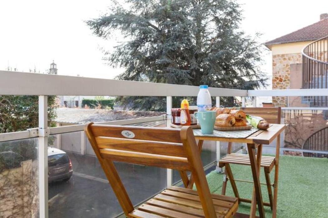 Appartement Cozy : 10/15 Min Des Champs Elysee Sartrouville Eksteriør bilde