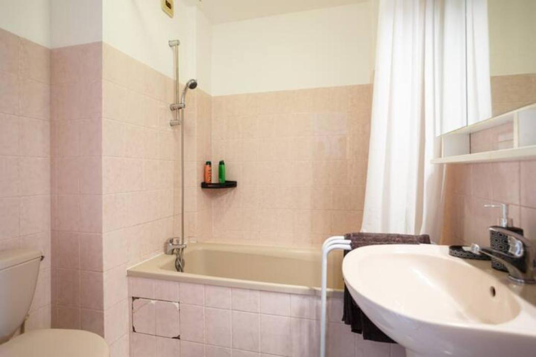 Appartement Cozy : 10/15 Min Des Champs Elysee Sartrouville Eksteriør bilde